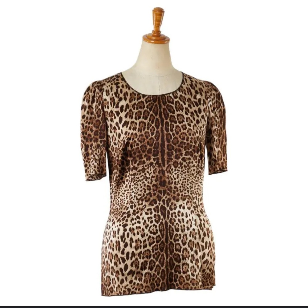 Dolce & Gabbana Leopard Silk T-Shirt Beige Brown T-Shirts Pre-loved, Sz EU 36